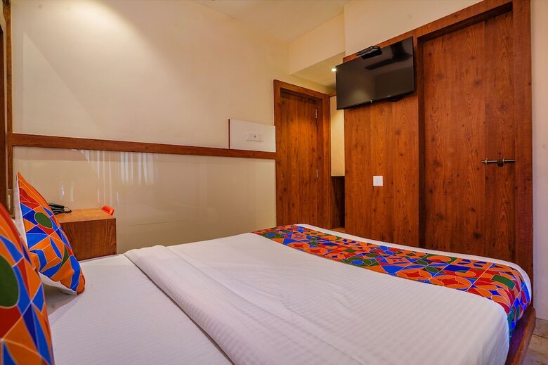 Hotel Fabexpress Super 7 Inn