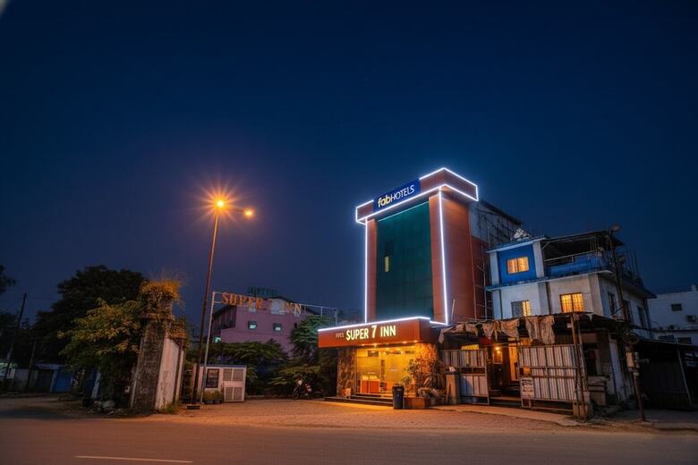 Hotel Fabexpress Super 7 Inn