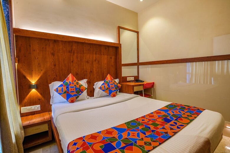 Hotel Fabexpress Super 7 Inn
