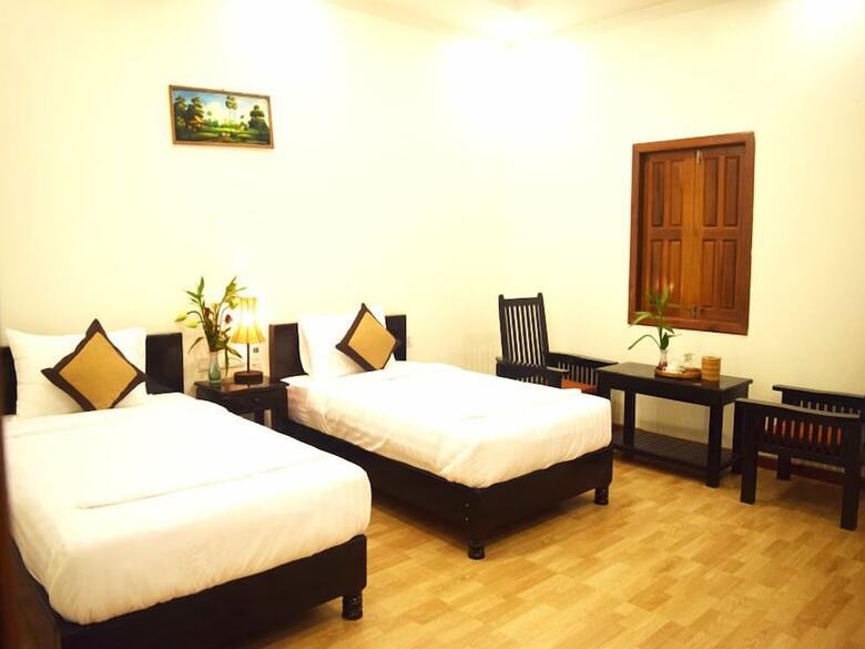 Bed & Breakfast Crystal Hotel