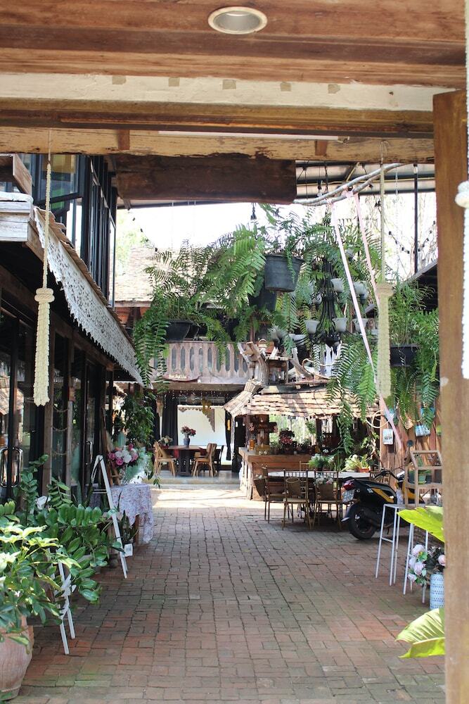 Hotel Cap.o75421 Baan Singkham Boutique Resort