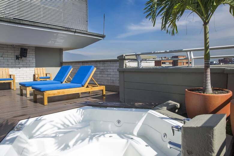Apartamentos Poblado Alejandr�a By Housy Host