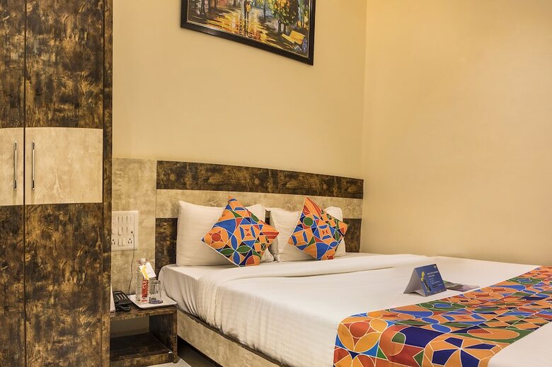 Fabhotel Embassy Grand