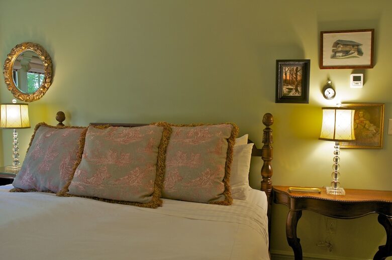 Hilltop Inn