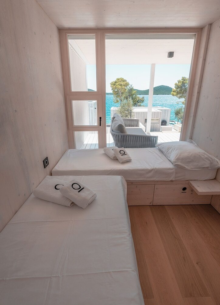 Oi Concept Village Buqez & Vita
