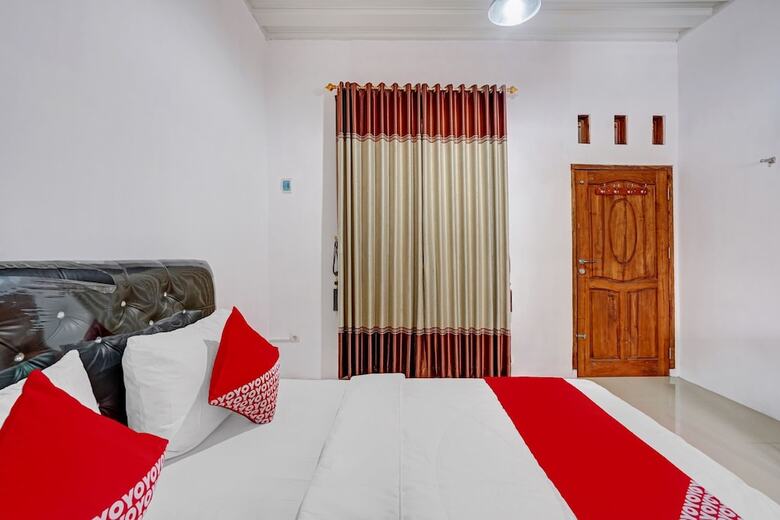 Oyo Life 90678 Omah Kulo Guest House