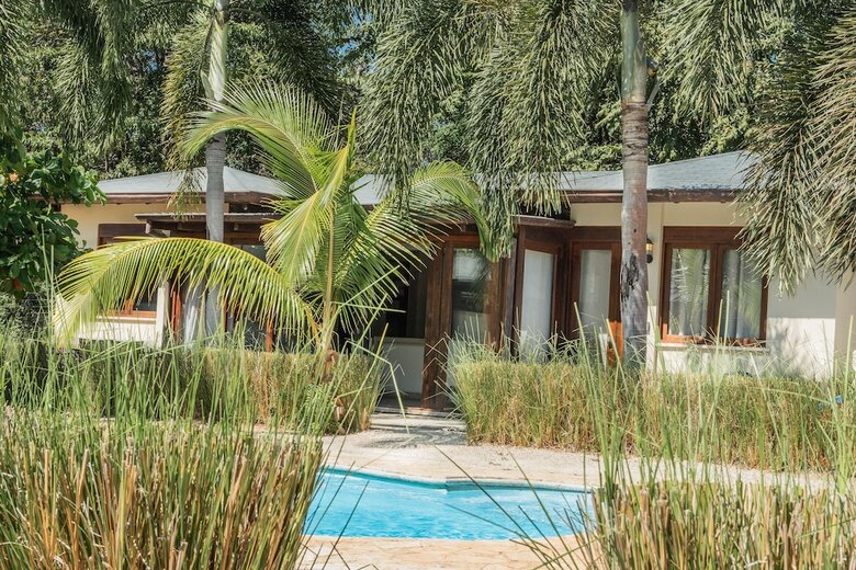 Villas Vr Beachwalk Avellanas