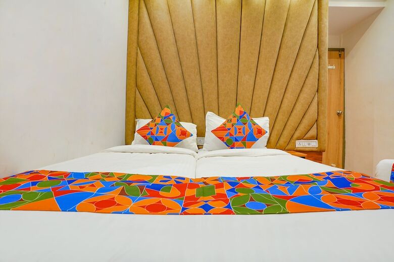 Hotel Fabexpress New Deepak