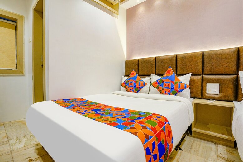 Hotel Fabexpress New Deepak