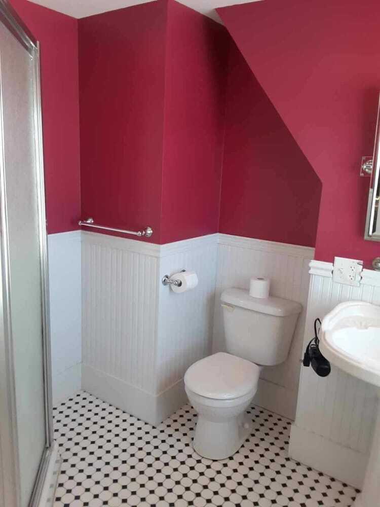 Bittersweet Bed And Breakfast