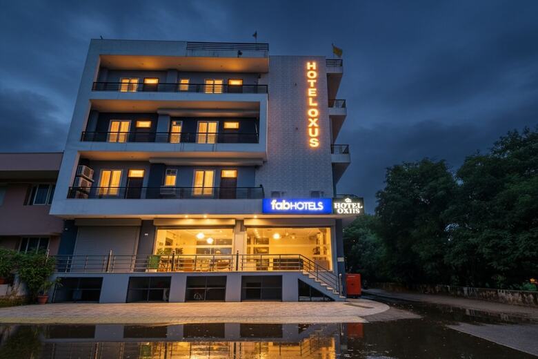 Fabhotel Prime Oxus