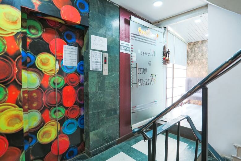 Fabhotel Veetara