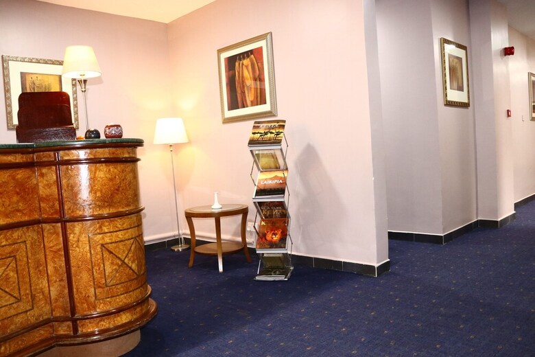 Hotel The Clan Suites