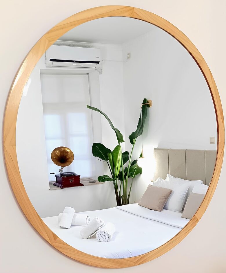 Apeiron Acropolis Suites