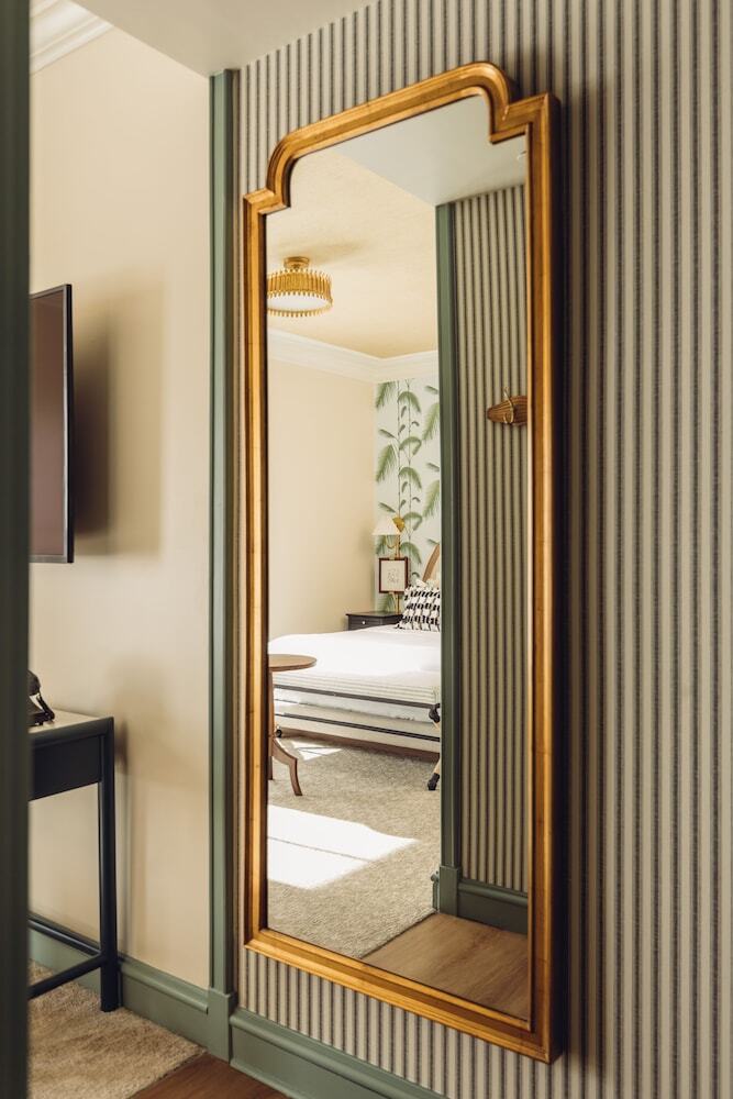 The Palmetto Hotel