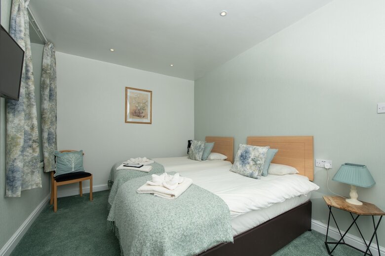 Tyn-y-coed Hotel