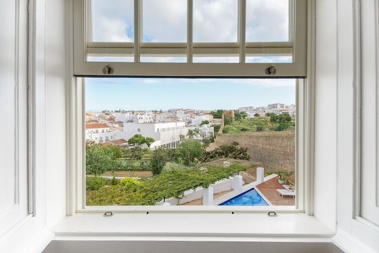 Hotel Casa M�e Lagos