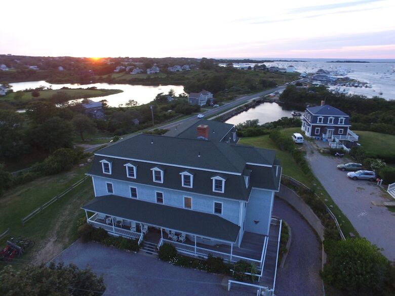 Bed & Breakfast Payne's Harbor View Inn