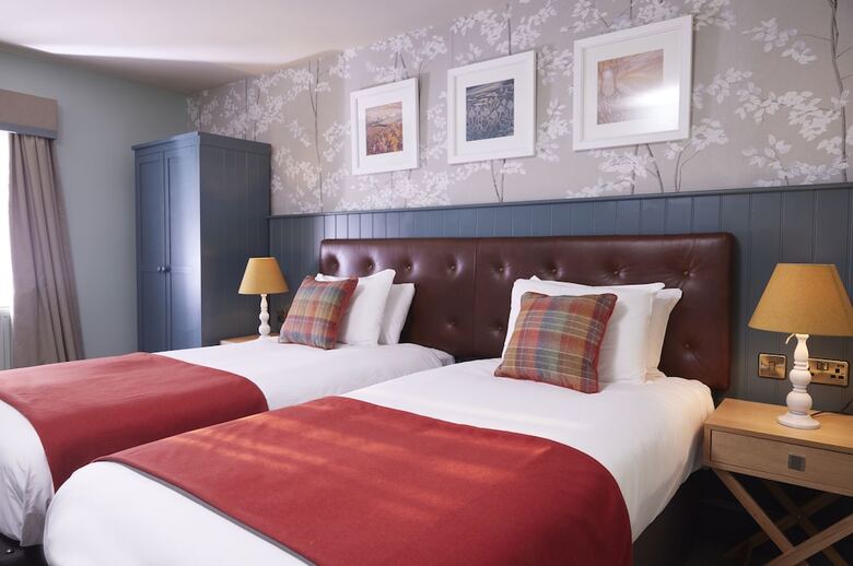 Castle Hotel By Chef And Brewer Collection