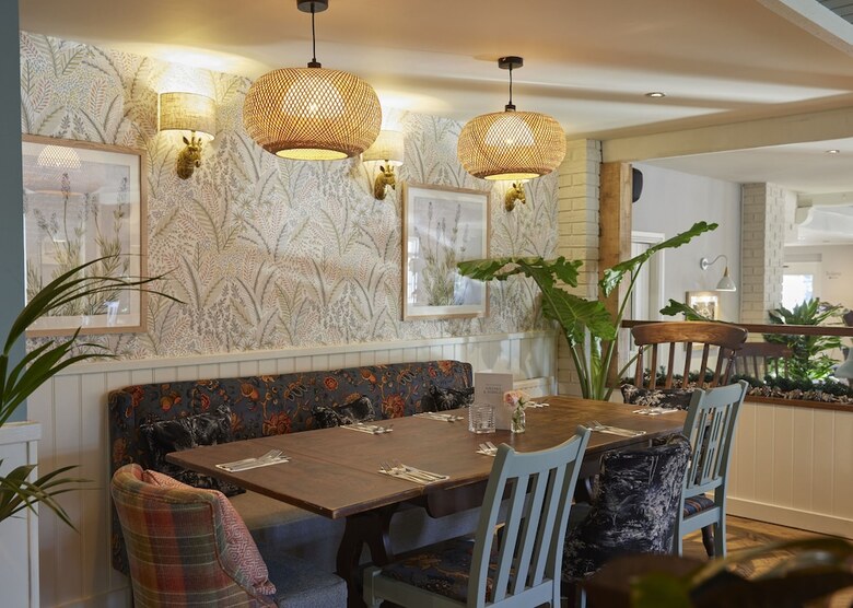 Castle Hotel By Chef And Brewer Collection
