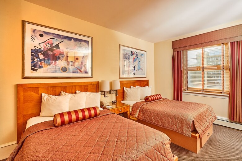 Hotel Alexander Inn