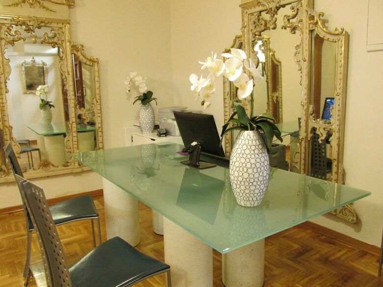Firenze Apartments