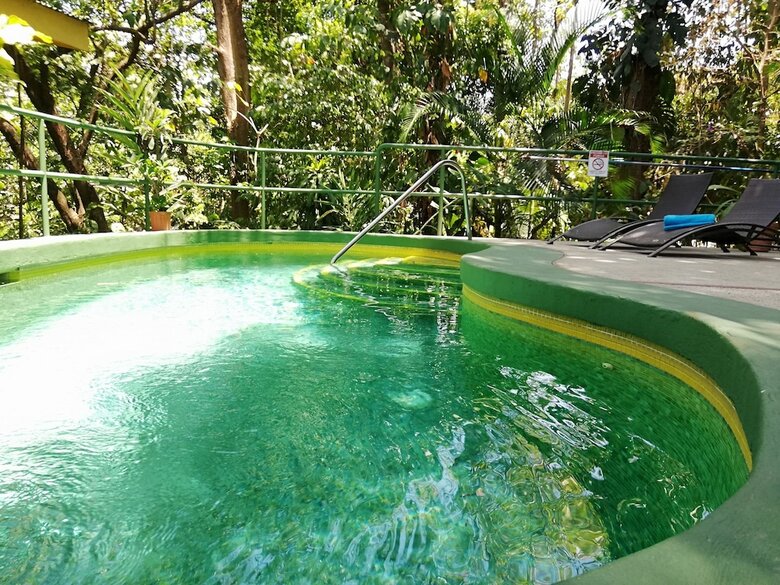 Hotel Paradise Inn