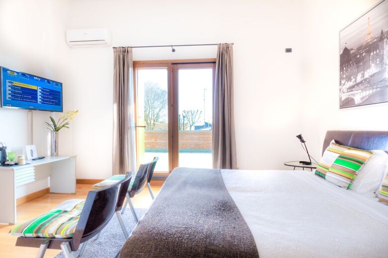 Bed & Breakfast Domus