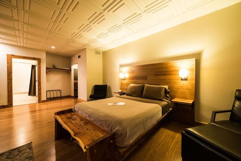 The Walnut Street Inn