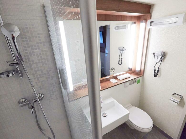 Hotel Campanile Villejust - Za Courtaboeuf