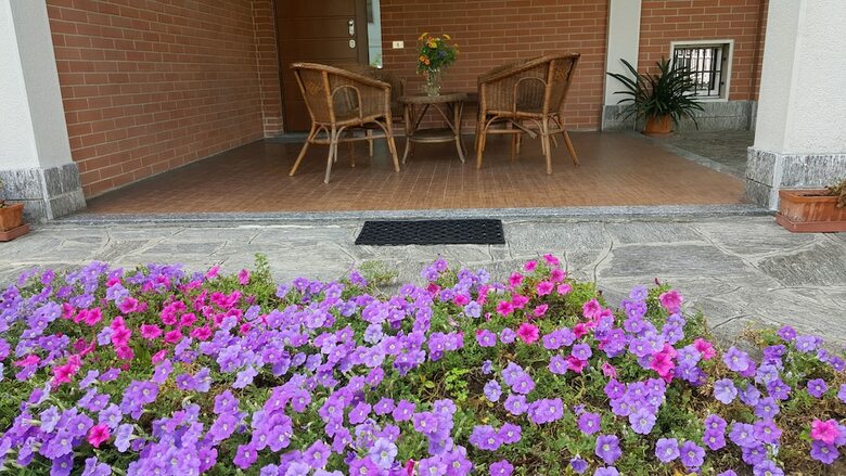 Bed And Breakfast Groane