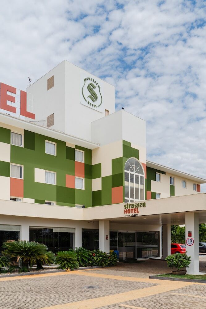 Strassen Hotel