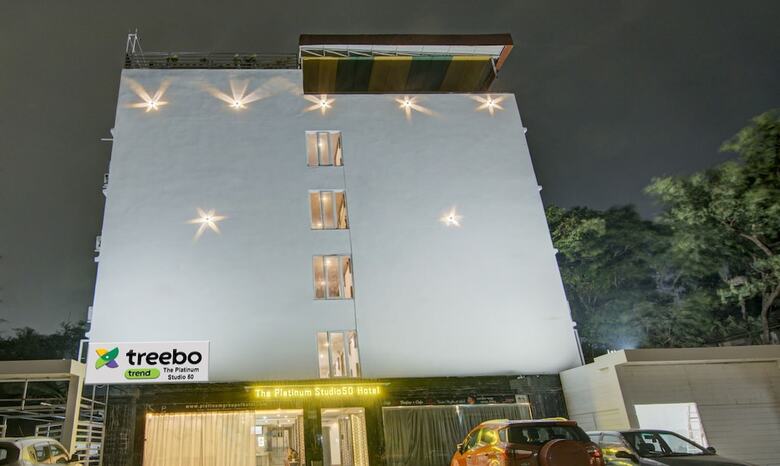 Hotel Treebo The Platinum Studio 50