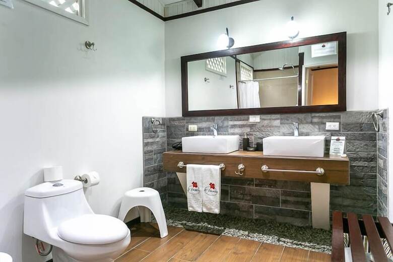 Hotel El Encanto