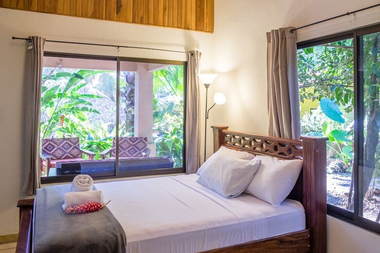 Zula Inn Aparthotel