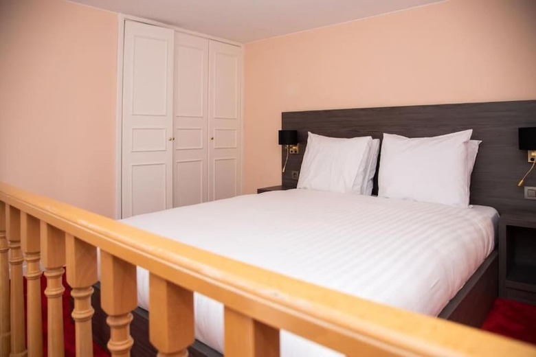 La Bourse Hotel