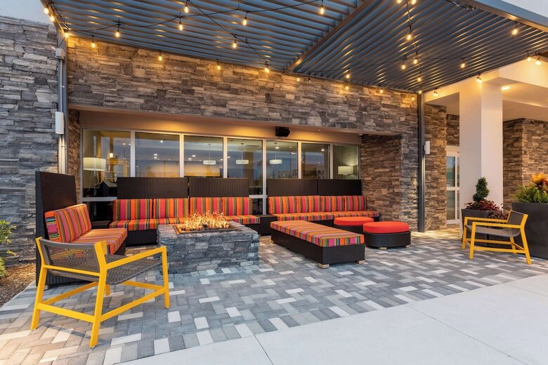 Hotel Home2 Suites By Hilton Vero Beach I-95