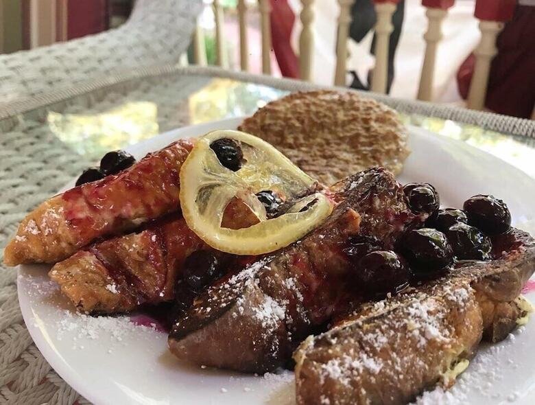 Cornerstone Bed And Breakfast