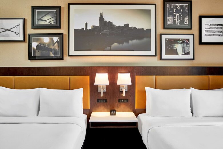 Hotel Embassy Suites By Hilton Nashville Downtown