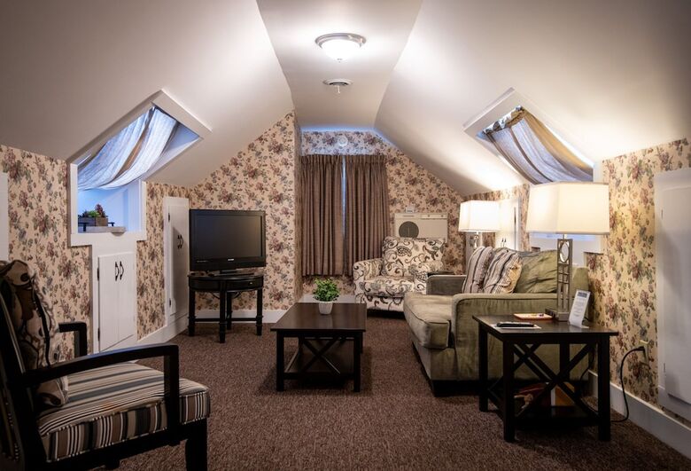 Hotel Bar Harbor Manor
