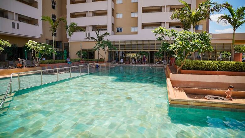 Hot Beach Suites