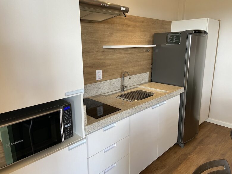 Hot Beach Suites