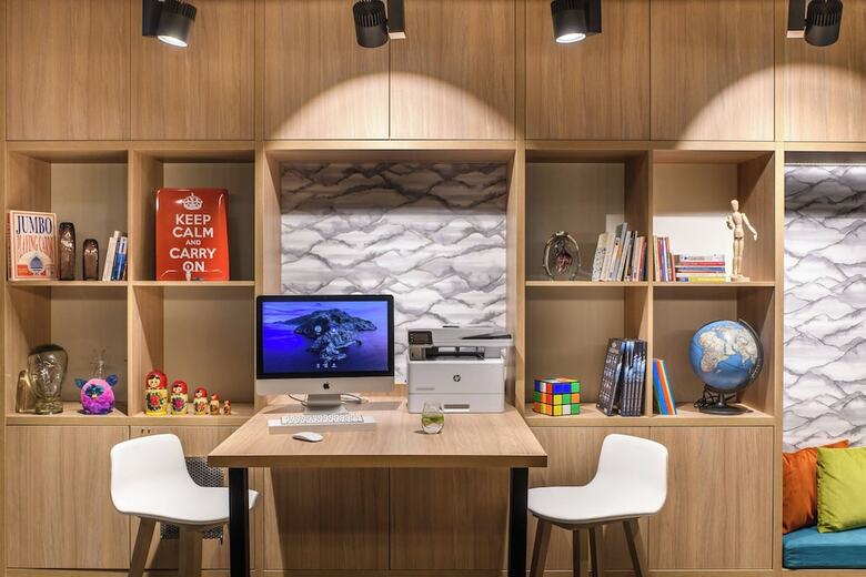 Hotel Moxy Sion