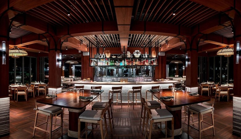 The Ray Hotel Delray Beach, Curio Collection By Hilton