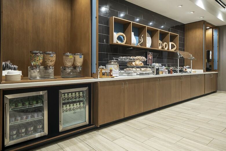 Hotel Springhill Suites By Marriott Charlotte Huntersville