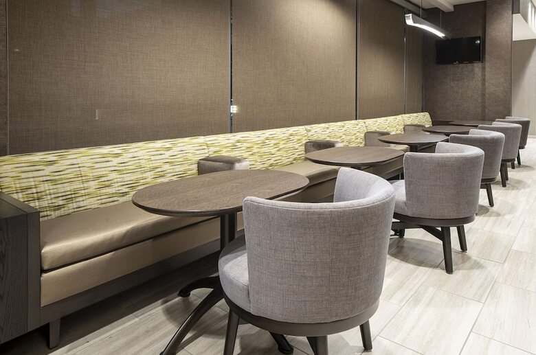 Hotel Springhill Suites By Marriott Charlotte Huntersville