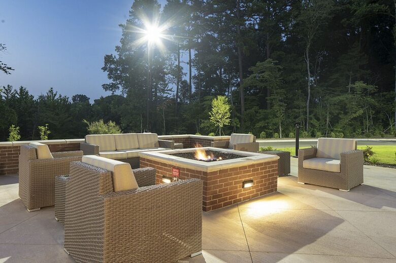 Hotel Springhill Suites By Marriott Charlotte Huntersville