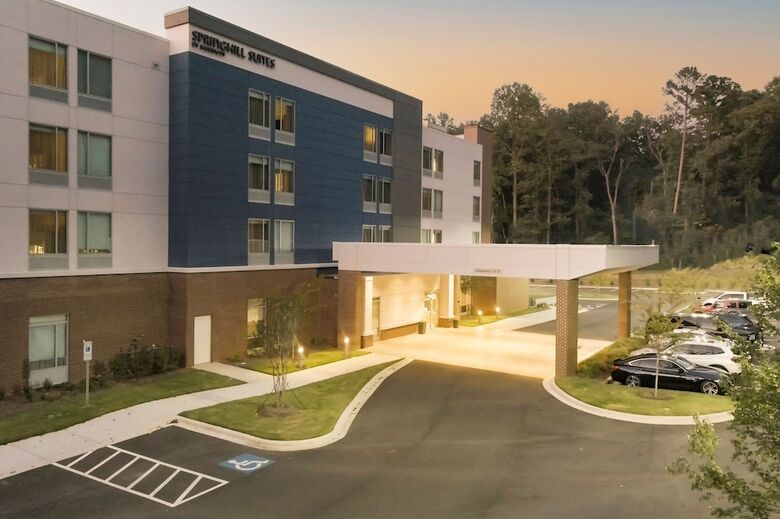 Hotel Springhill Suites By Marriott Charlotte Huntersville