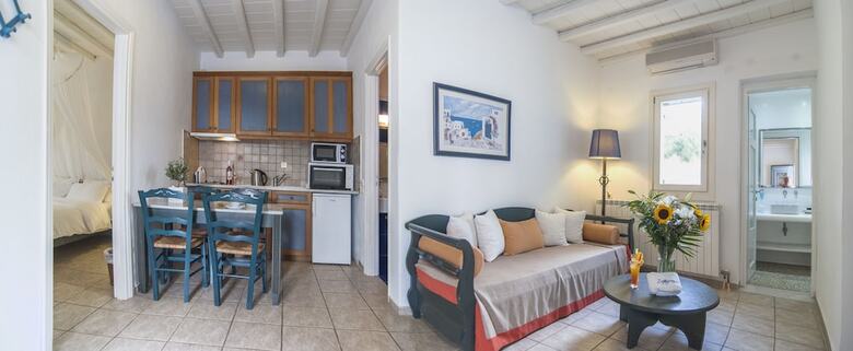 Zephyros Hotel