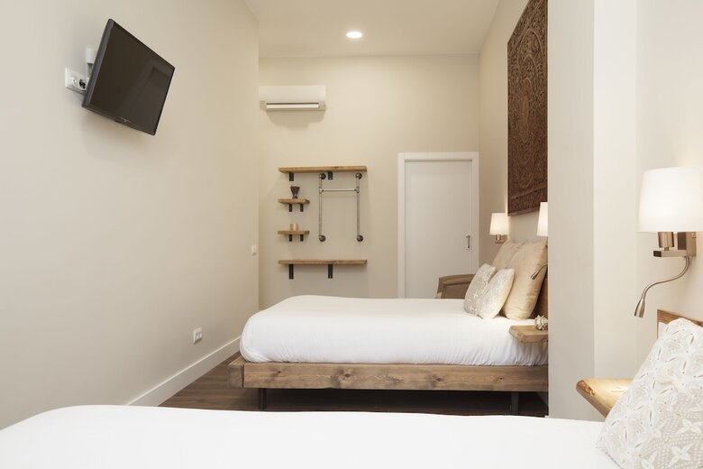 Hotel Radha